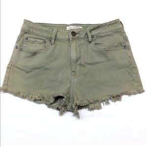 Bullhead high rise cut off jeans